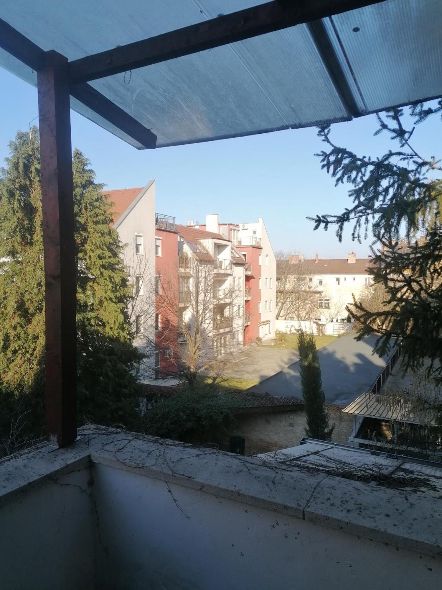Újkapu Sunshine Apartments Gyor Bagian luar foto