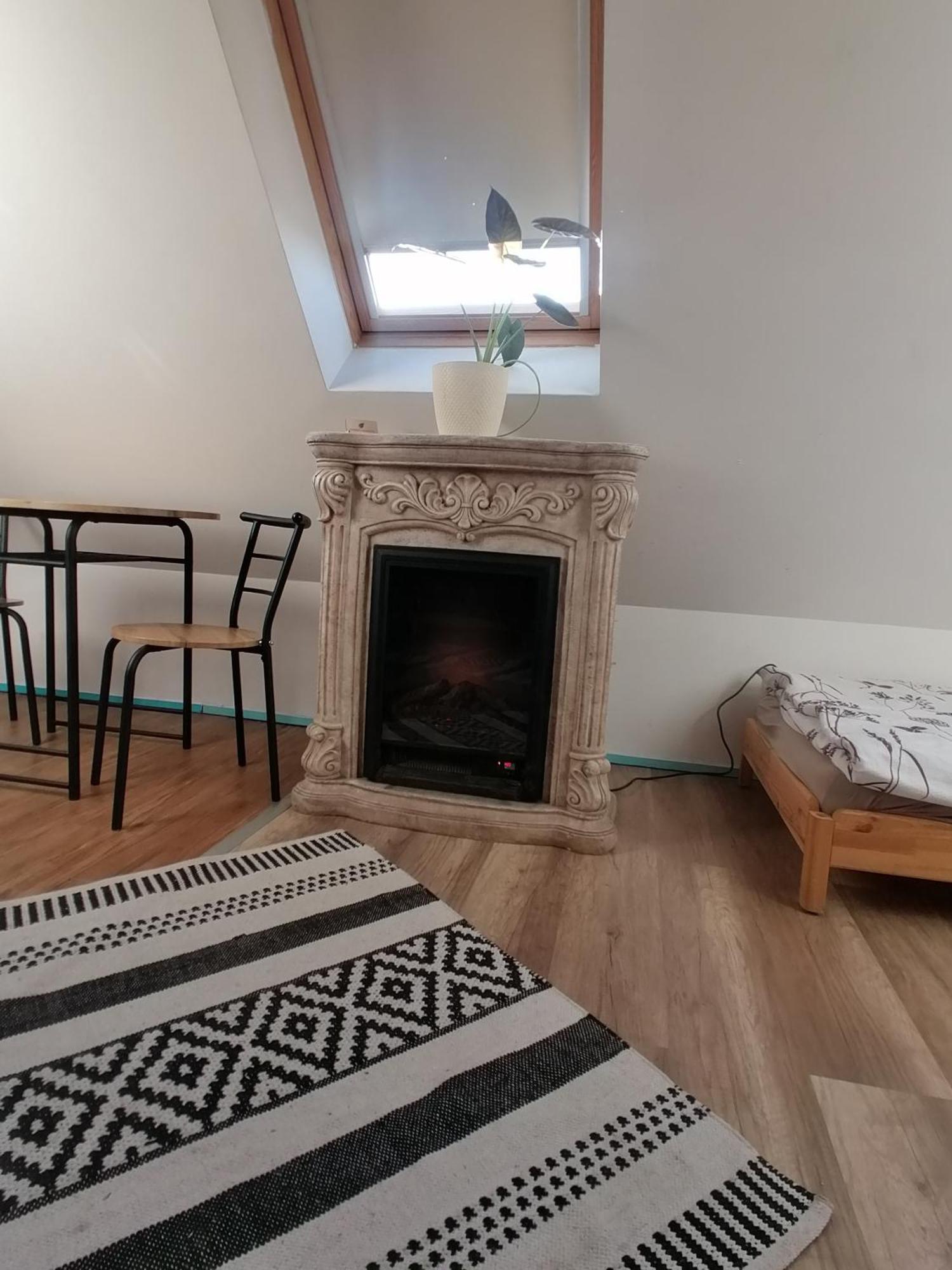 Újkapu Sunshine Apartments Gyor Bagian luar foto