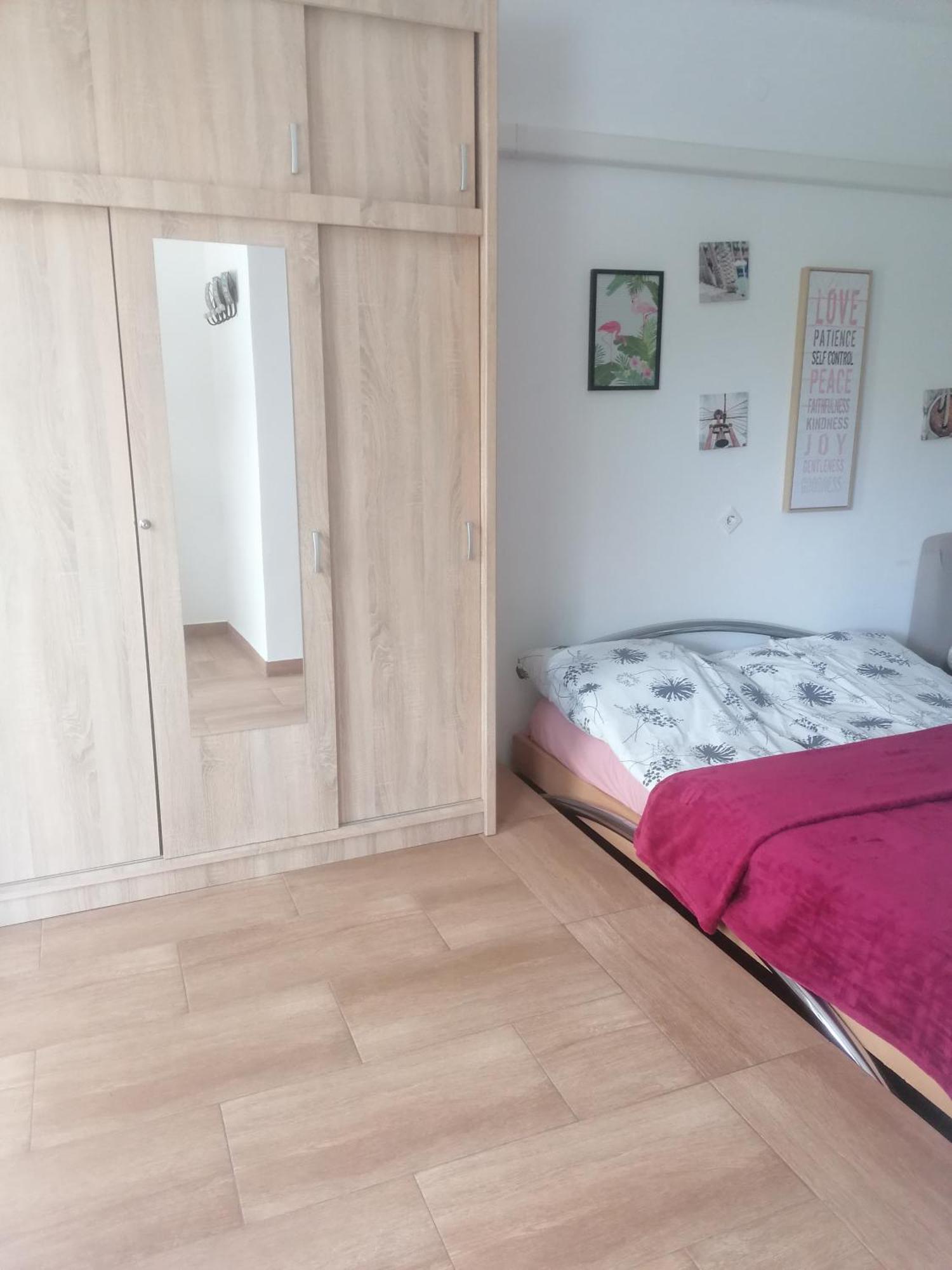 Újkapu Sunshine Apartments Gyor Bagian luar foto