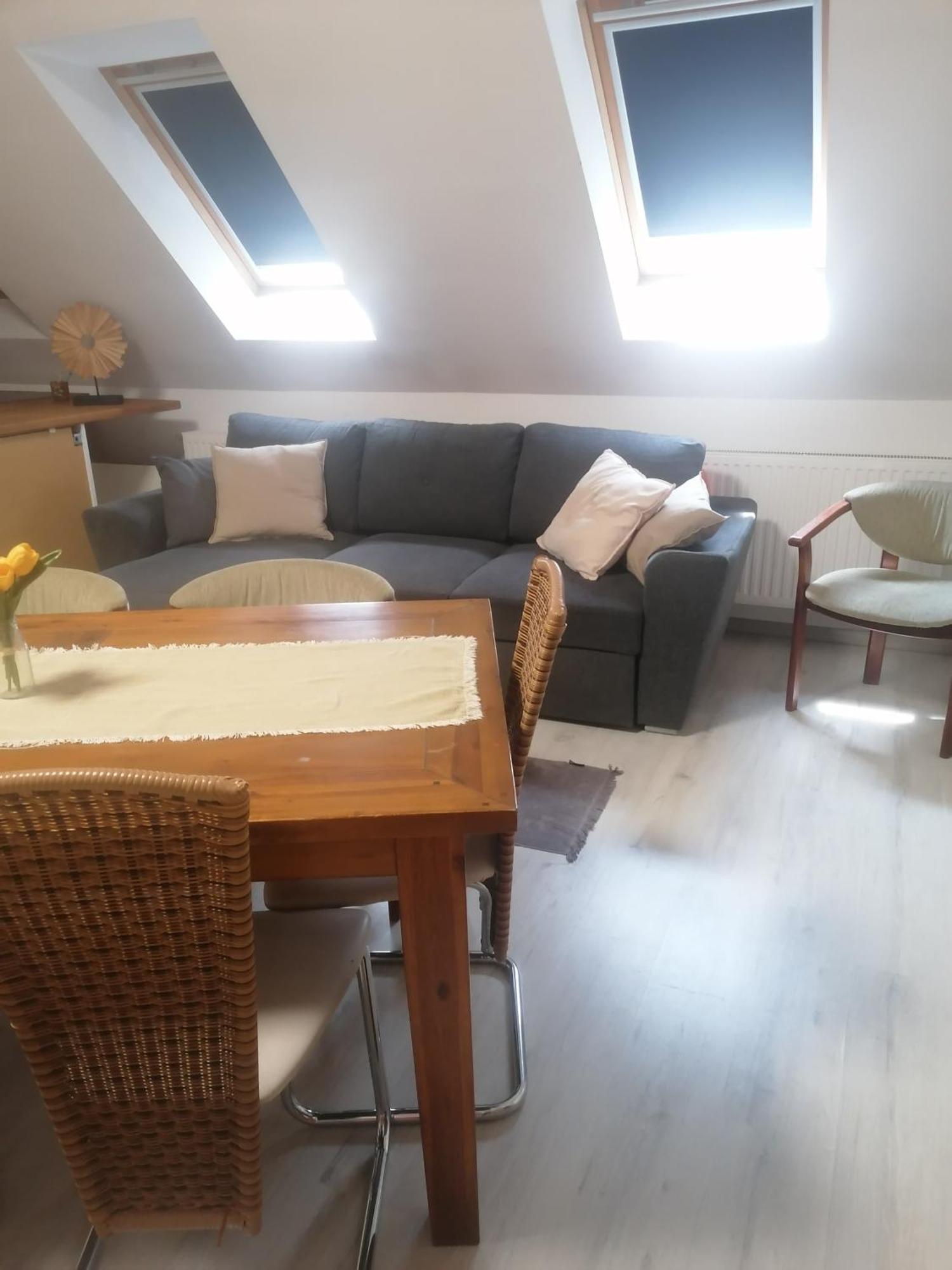 Újkapu Sunshine Apartments Gyor Bagian luar foto