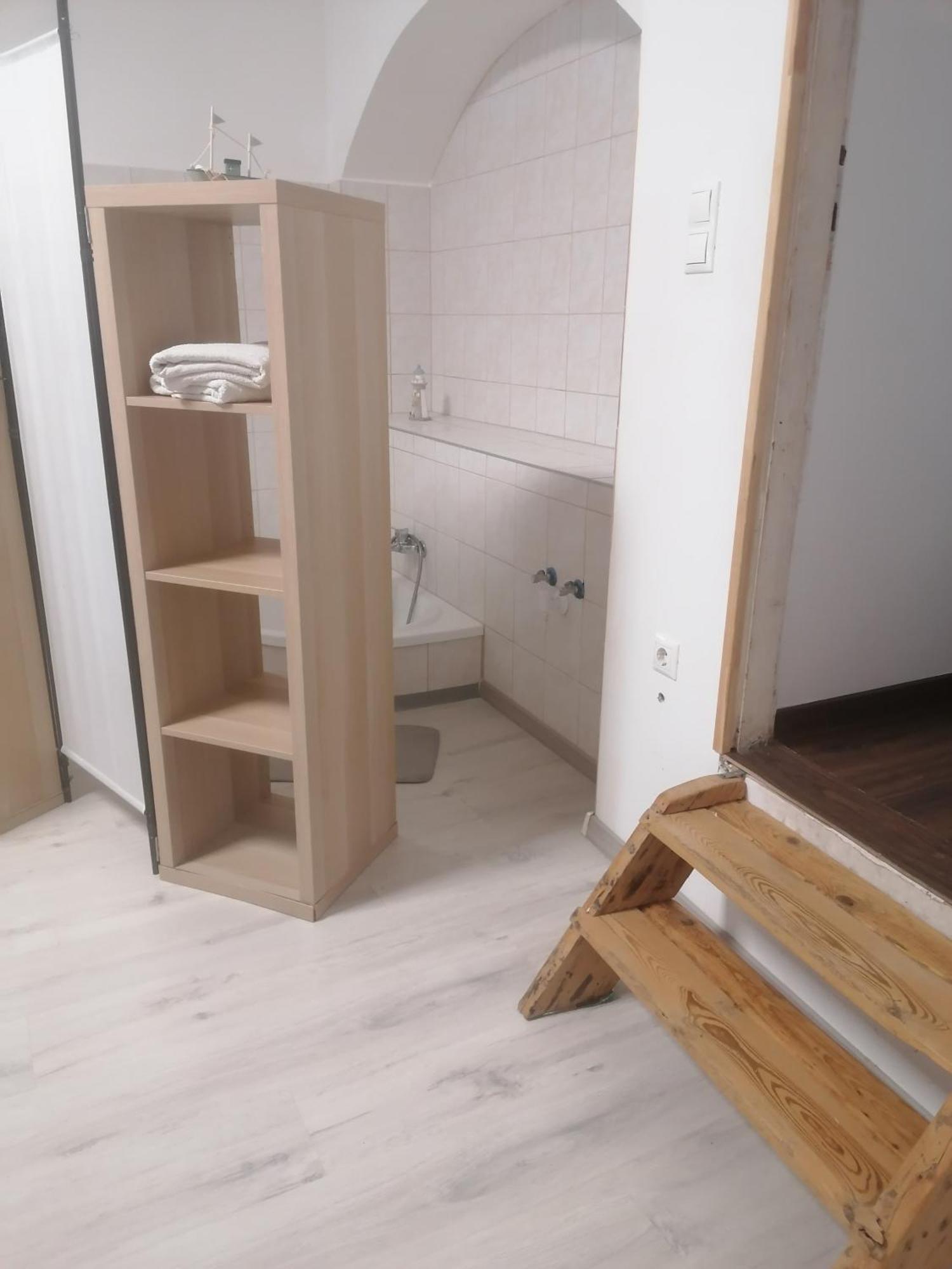 Újkapu Sunshine Apartments Gyor Bagian luar foto